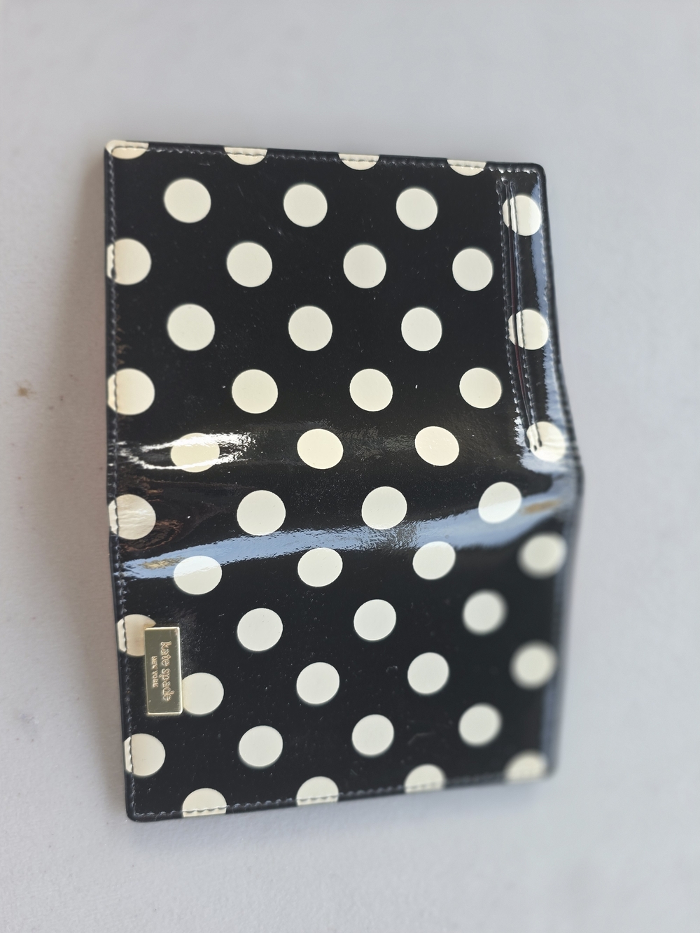 Kate Spade Black & White Polka Dot Passport Holder - Picture 2 of 4